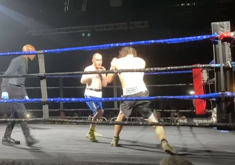 604-3D FIGHT CLUB